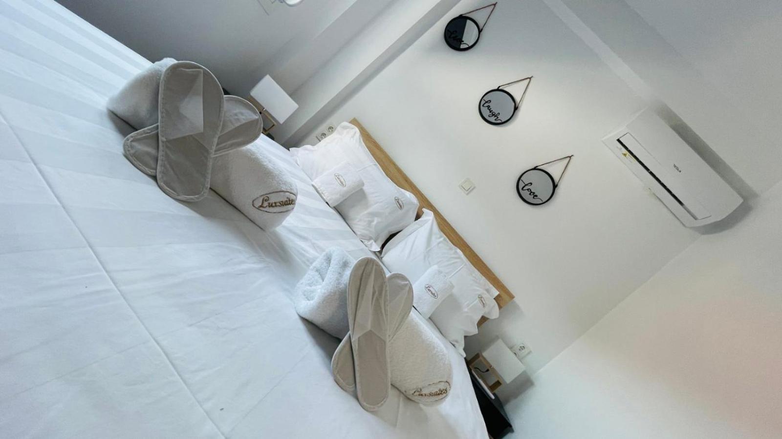 Athina Apartamento Ofrínion Exterior foto